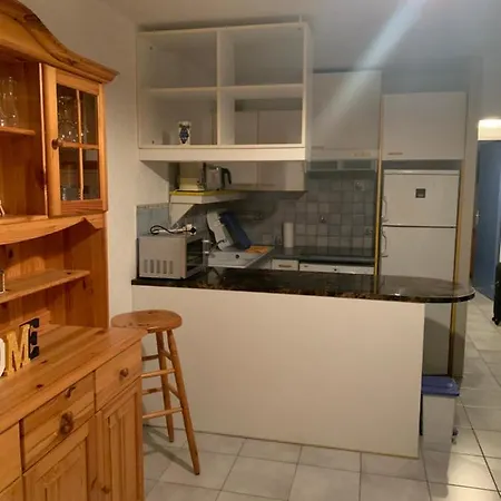 T2 Pour 4 Personnes Apartment