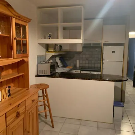 T2 Pour 4 Personnes Apartment